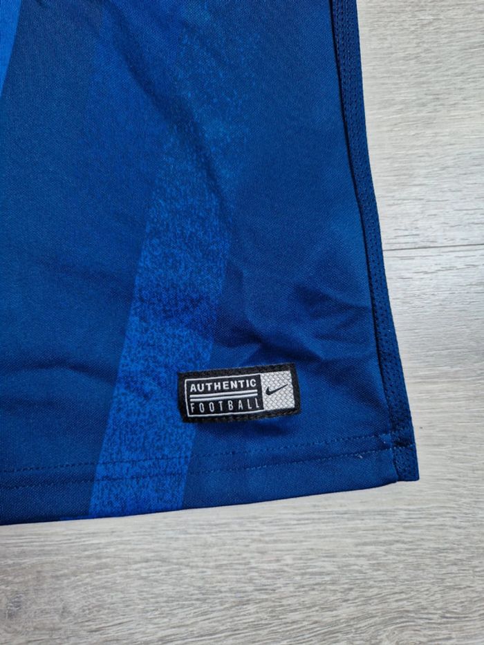 Maillot d'entraînement PSG Nike taille M enfant : 137-147 cm - photo numéro 3