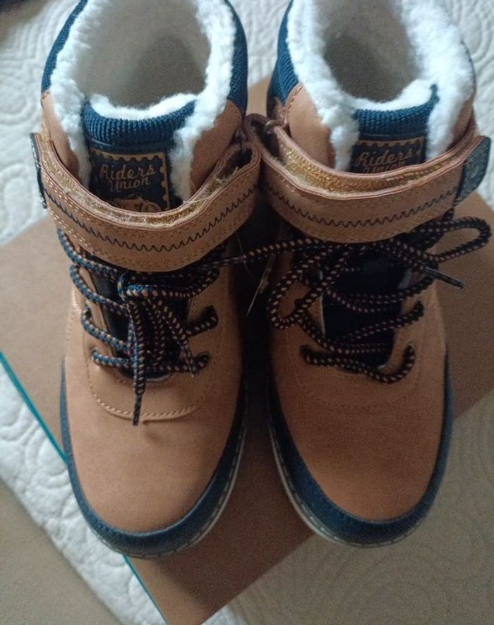 Chaussures fourrées neuves Pointure 38