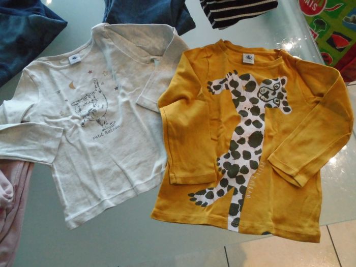 Lot de vêtements fille 4ans Petit Bateau et autres - photo numéro 8
