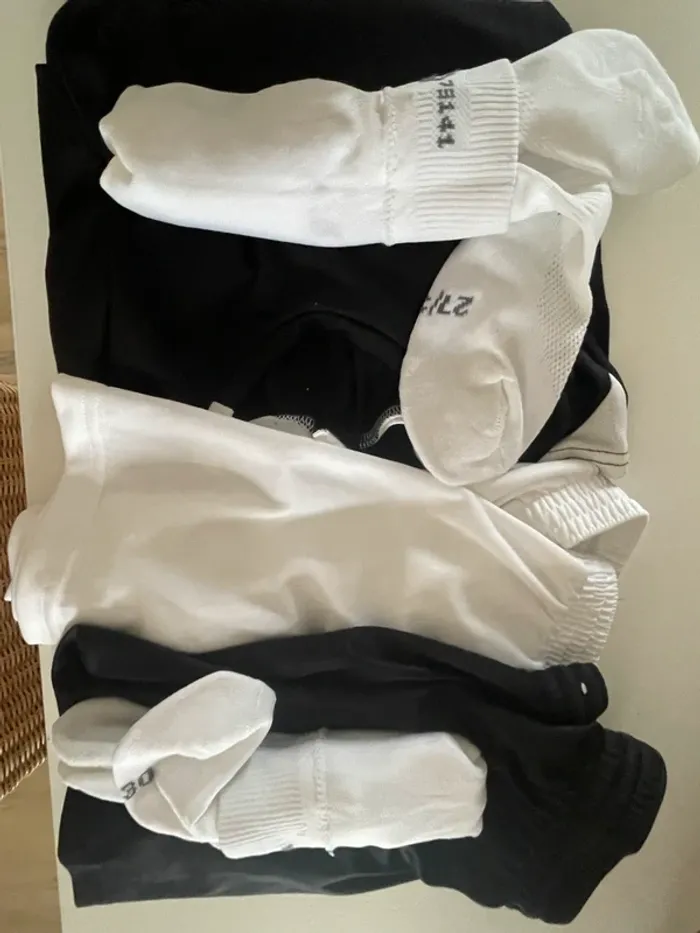 Lot 5 tenue sport foot - photo numéro 2