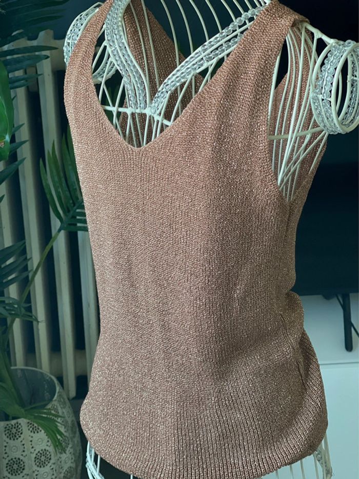 Haut 👚 - photo numéro 3