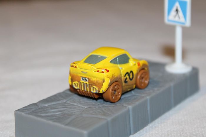 Disney Pixar mini racer - photo numéro 5