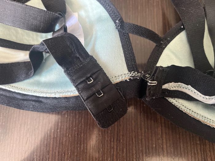 Soutien gorge - photo numéro 2