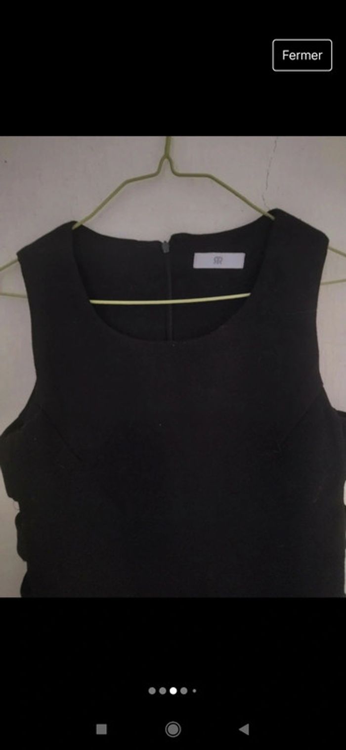 Petite robe noire - photo numéro 3