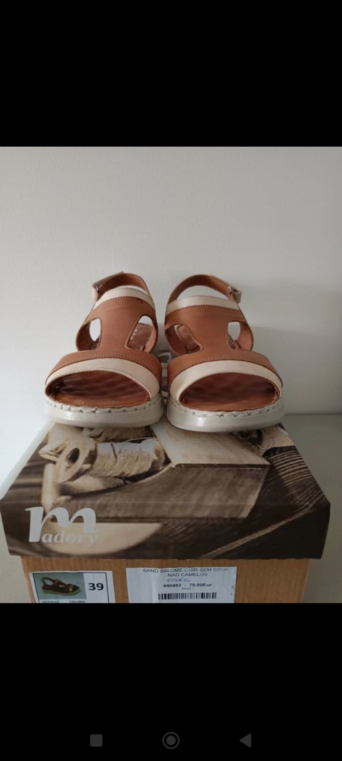 Sandales en cuir - photo numéro 2