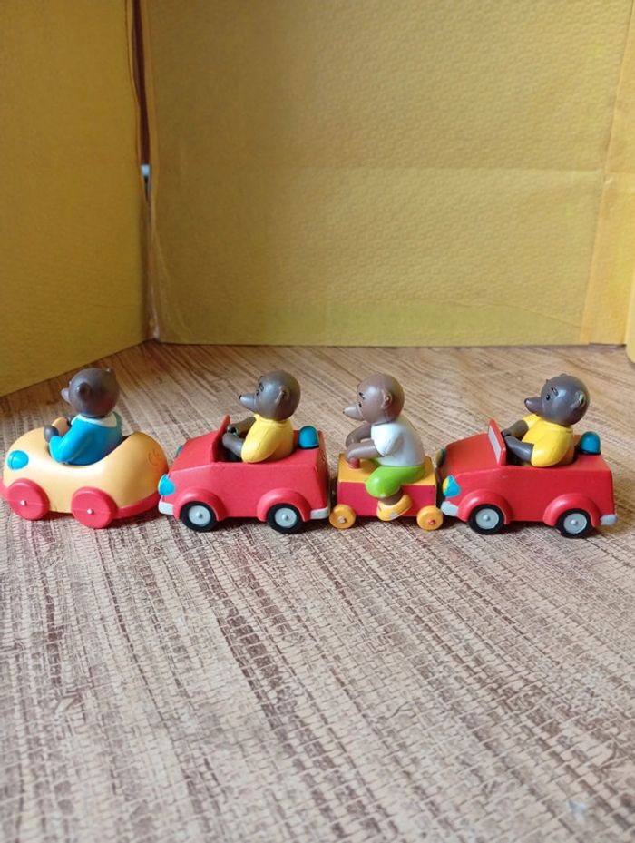 En voiture Petit Ours Brun Bayard presse - photo numéro 4