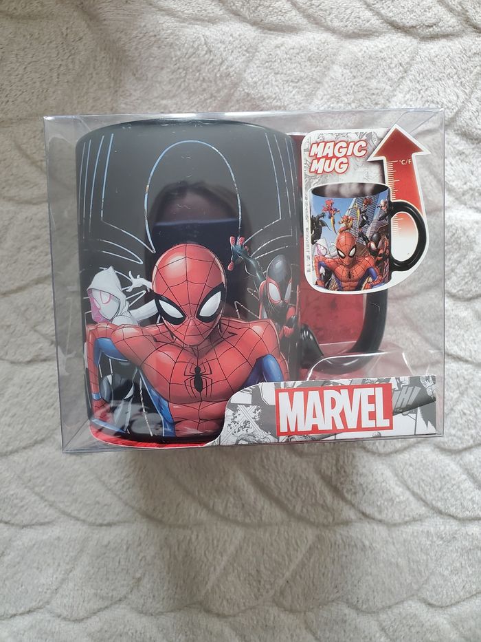 Mug spiderman