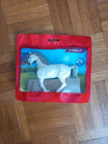 Schleich cheval Jument Holstein neuf