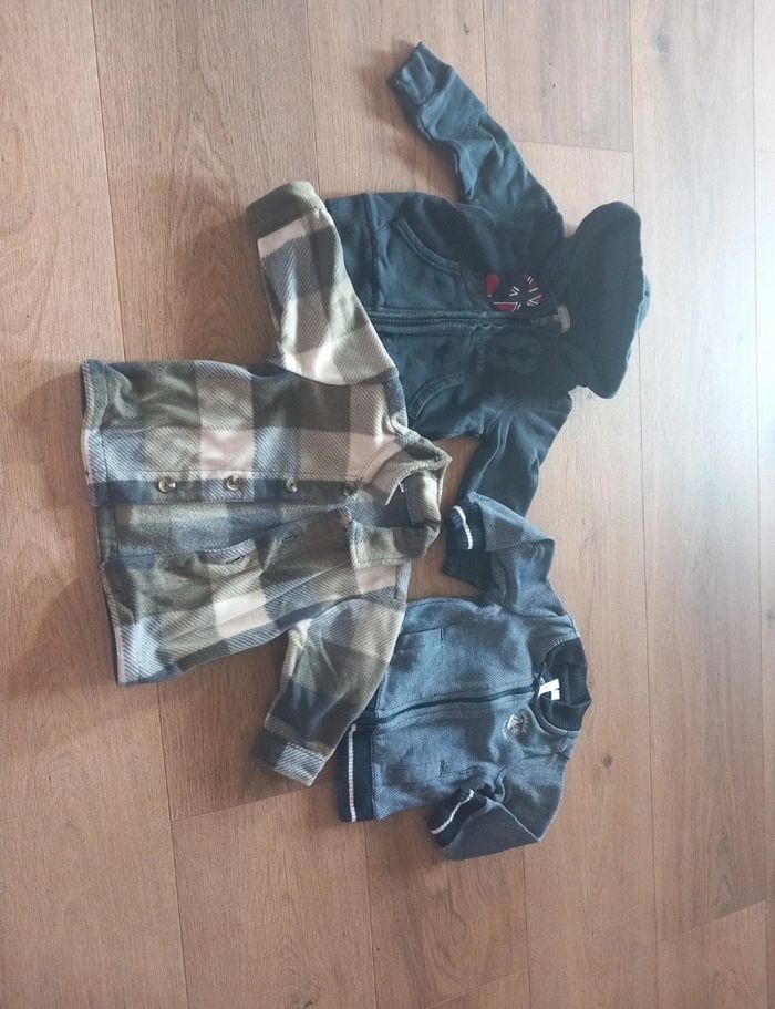 Lot vêtements garçon 6 mois - photo numéro 6