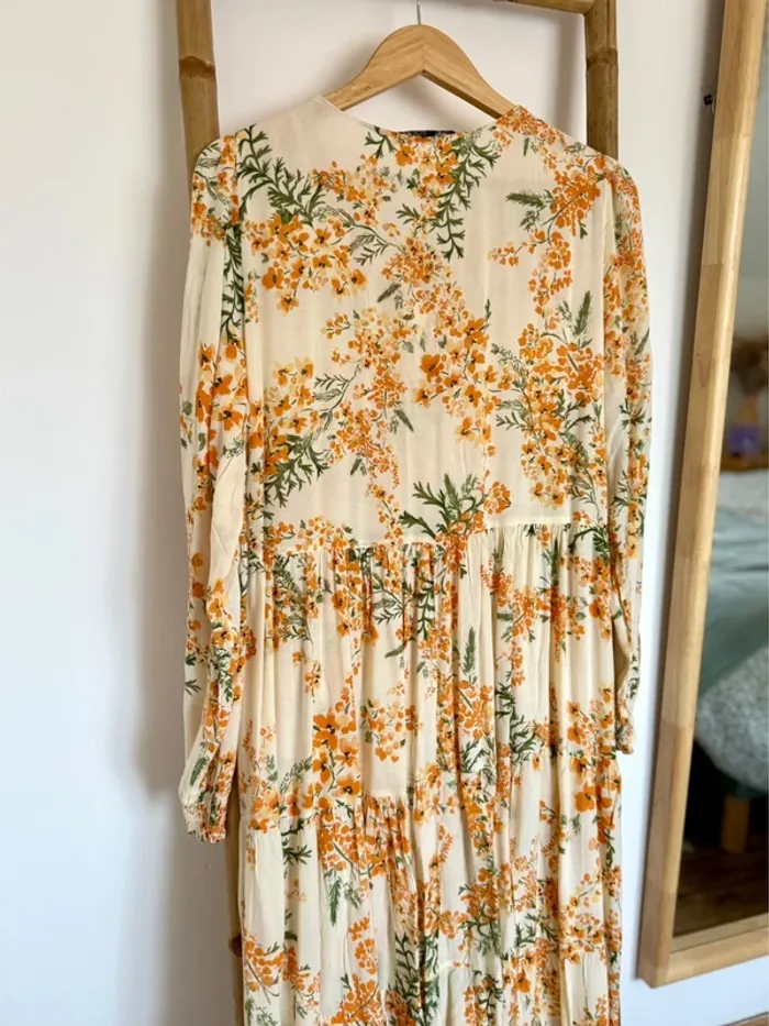 Robe fleurie Zara - photo numéro 4
