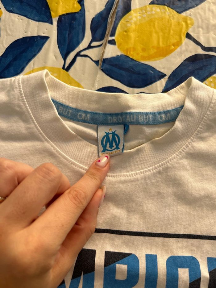 T-shirt om - photo numéro 2