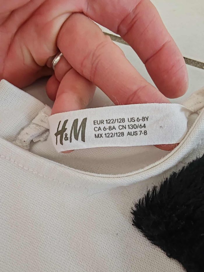 Robe noire et blanche fille H&M 6 ans 8 ans - photo numéro 2