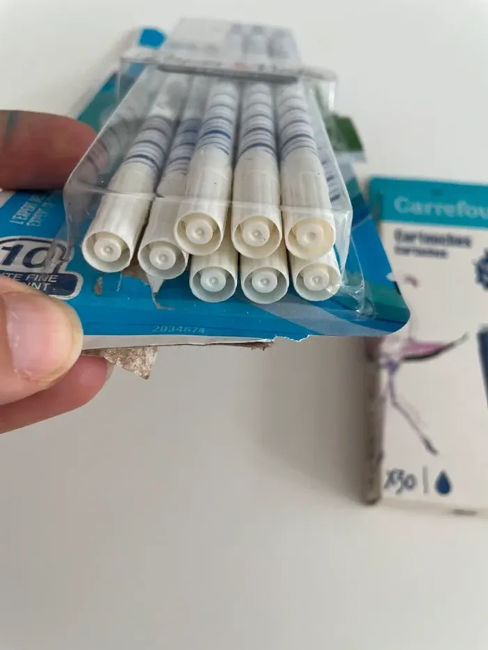 Lot 8 effaceurs et 30 Cartouches - photo numéro 2