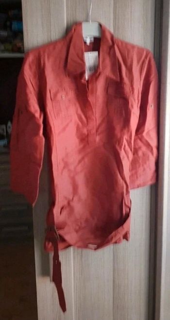 Très jolie chemise femme taille 42