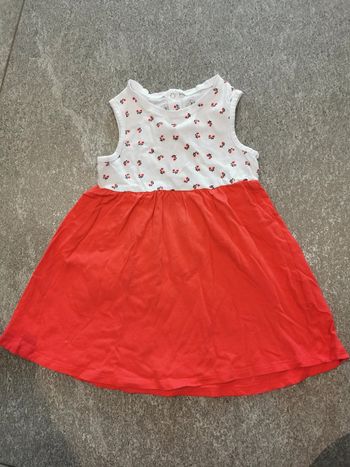 Robe sans manches bébé fille 2 ans comme neuve
