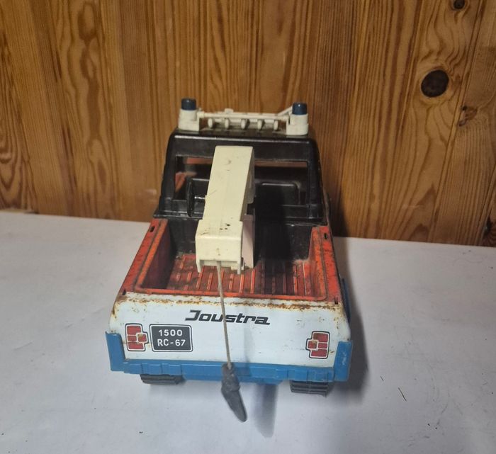Jouet ancien en métal camion dépanneuse à friction joustra vintage - photo numéro 4