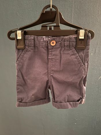 Tres beau short style chino pour bébé garçon