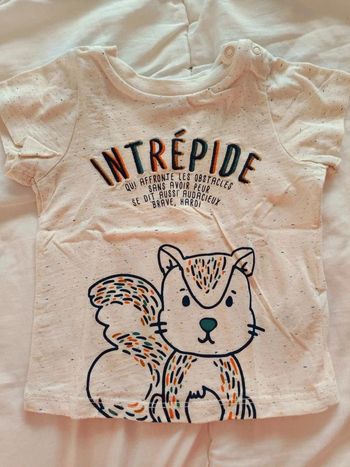 T shirt tao 9m comme neuf