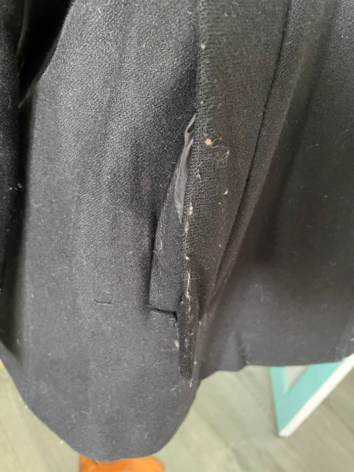 Manteau noir en laine - photo numéro 4