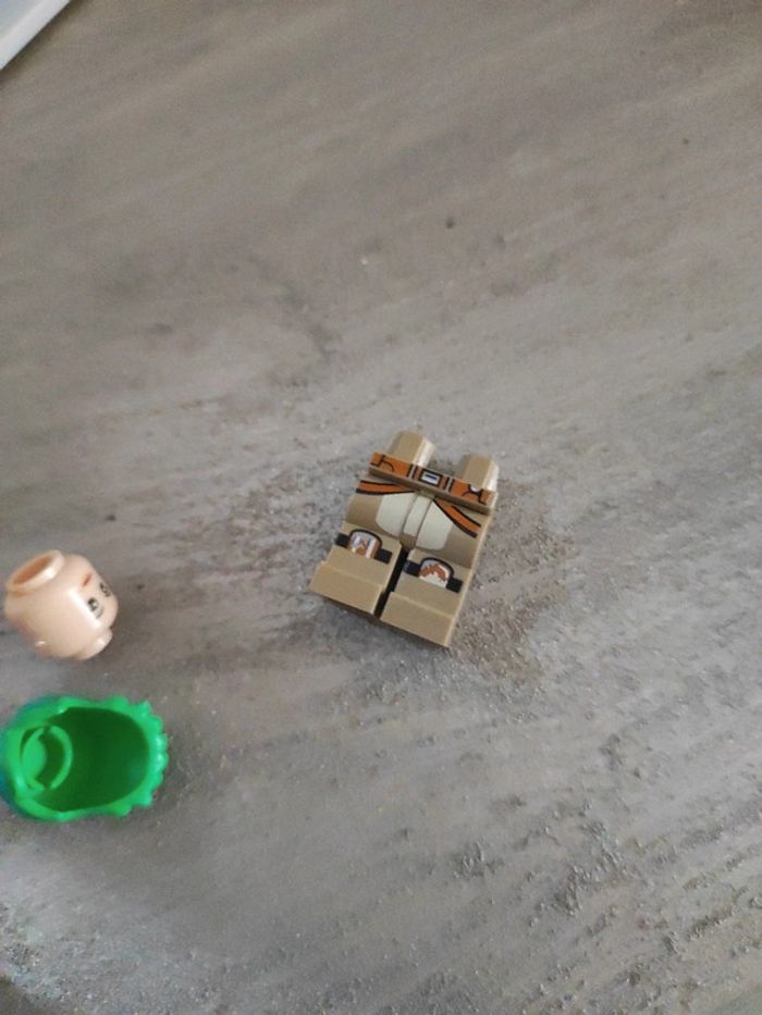 LEGO Star Wars : Sabine Wren - Cheveux vert vif et bleu foncé 75150 - photo numéro 5