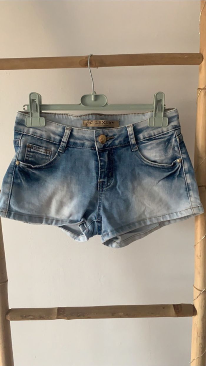 Short en jean neuf