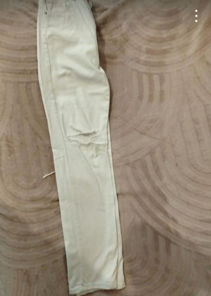 Pantalon patte d'Elf  avec trou - photo numéro 4