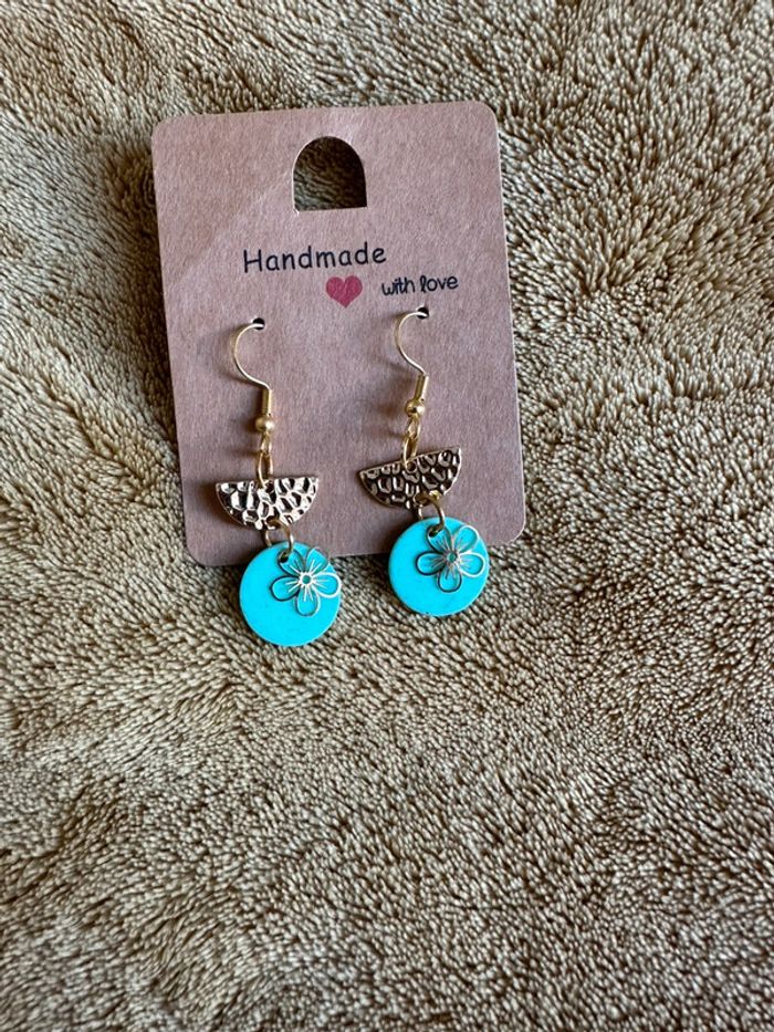Boucles d’oreille doré et bleu