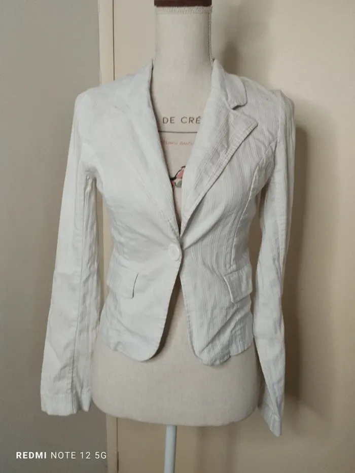 Jolie blazer taille S