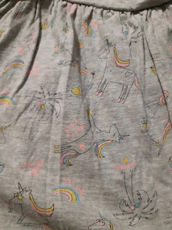 Lot 3 robes 5 ans pois paillettes rayures licornes gris rose - photo numéro 2