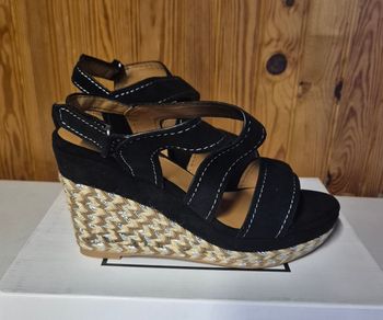 Sandale / nu-pieds noire compensé femme taille 41 neuf dans la boîte