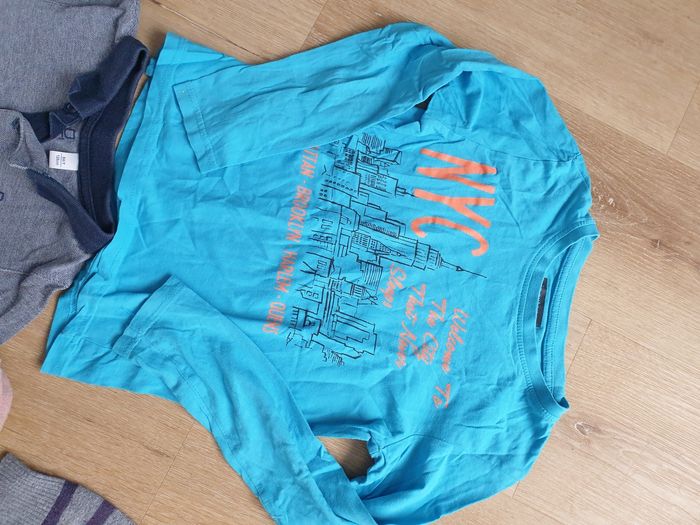 Lot de hauts 8 ans - photo numéro 8