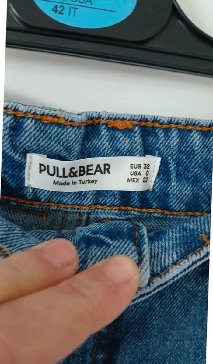 Jean mom Pull & Bear - photo numéro 3