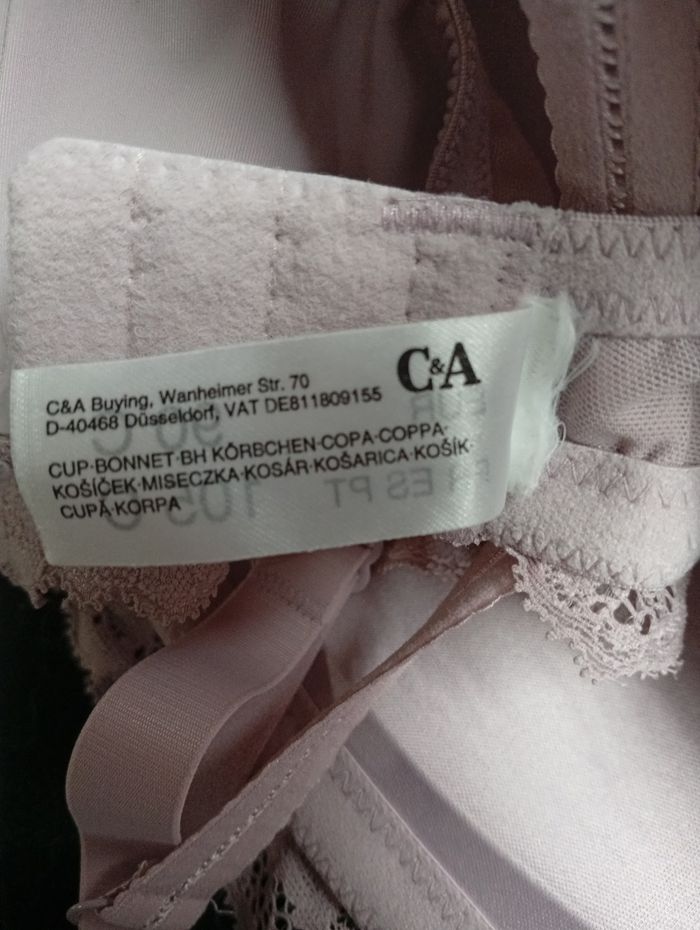 Soutien gorge - photo numéro 4