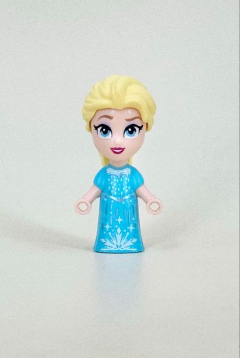 Lego Figurines Disney, La Reine des Neiges : micro-doll Elsa, robe bleue et argentée