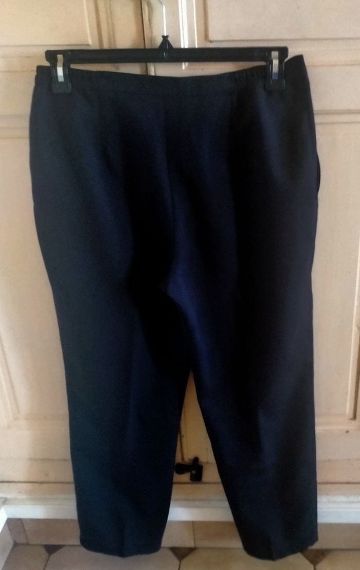 Pantalon noir femme/ taille 40/ bon etat. - photo numéro 2