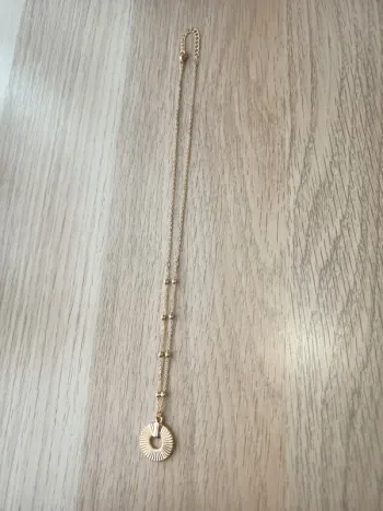 Collier chaine pendentif doré neuf