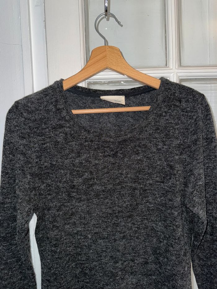 Pull American vintage  Taille M Porté une fois  Valeur 115 euros - photo numéro 3