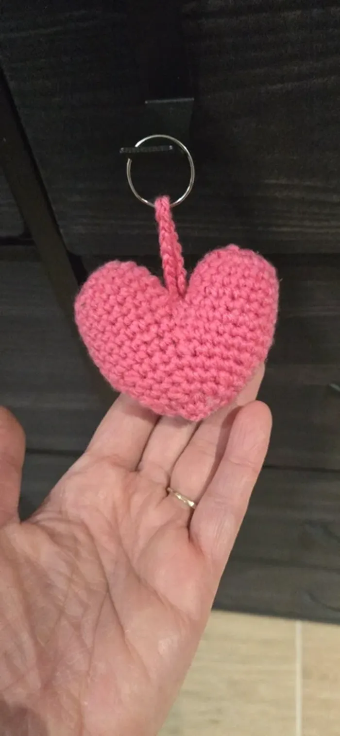 Porte clef cœur fushia neuf - photo numéro 4