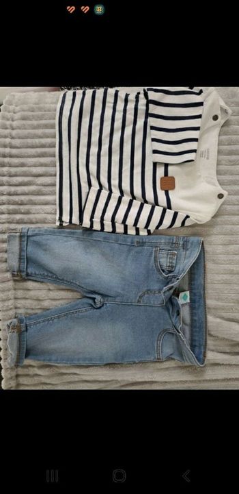 lot  deux ensembles pantalons et haut comme neuf, bébé 9 mois