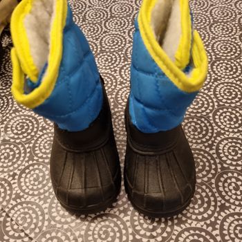 bottines fourrées taille 18 / 19