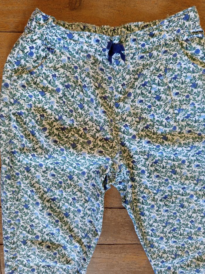 Pantalon fleuris - photo numéro 2
