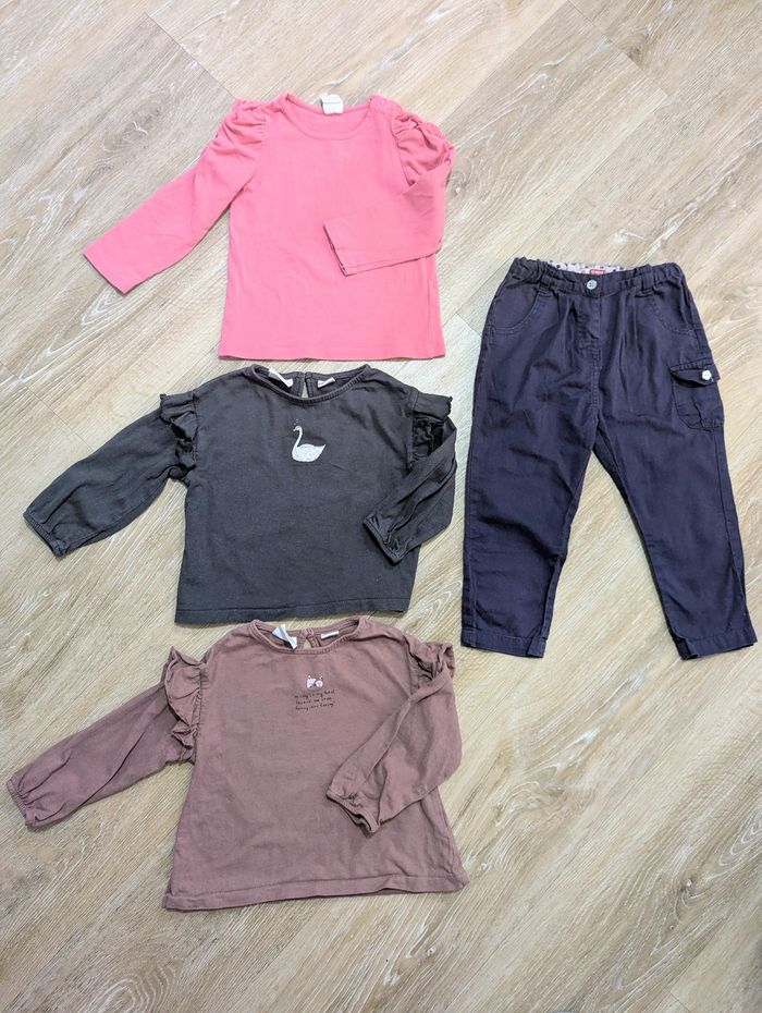 Lot 3 t-shirts et 1 pantalon 18 mois bebe fille