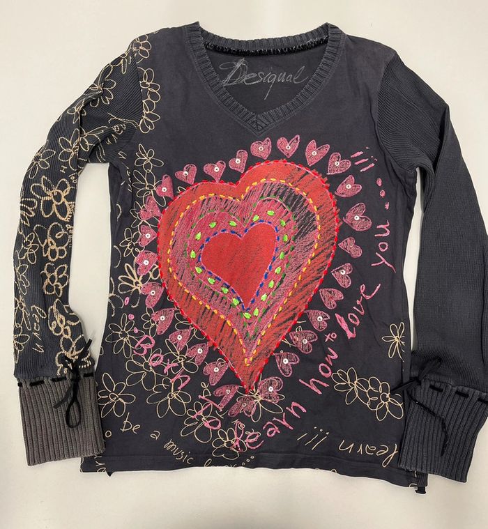 Pull Desigual taille 38