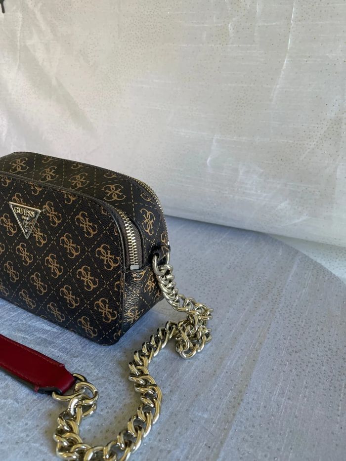 Sac Guess - Très bon état - photo numéro 7