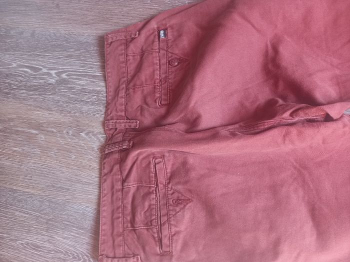 chino homme de la marque Vans, de couleur bordeaux - photo numéro 4