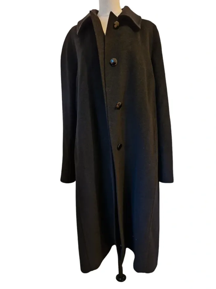 Manteau long noir en pure laine vierge – T.50