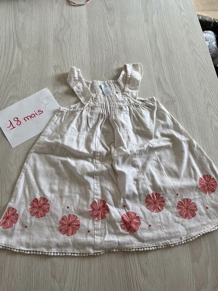 Robe 18 mois