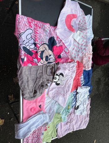 Lot de vêtements fille
