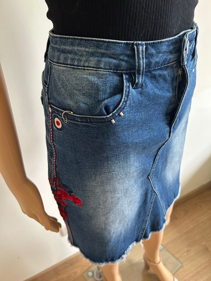 Jupe bleue marine en jean La Mode est à Vous taille 38 jamais portée - photo numéro 4