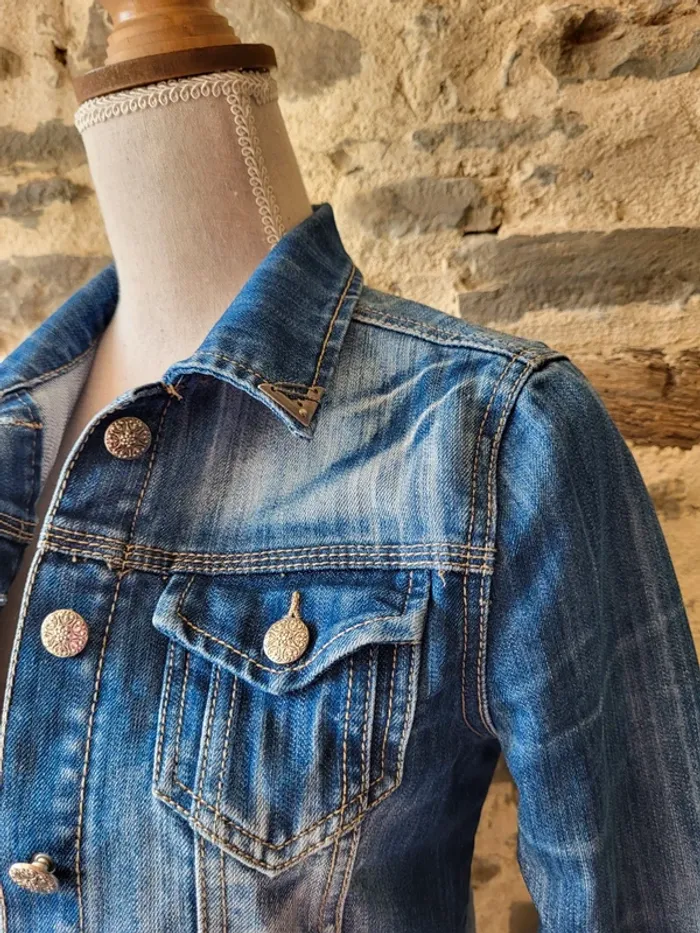 Veste en jean bleue délavée Revers Taille 34 - photo numéro 3